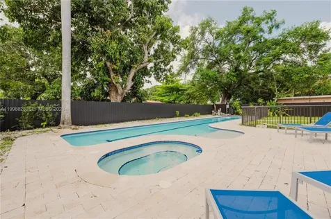 13236 NE 4th Avenue North Miami FL 33161
