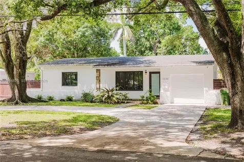 13236 NE 4th Avenue North Miami FL 33161