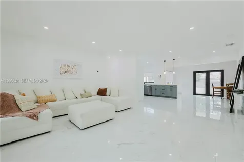13236 NE 4th Avenue North Miami FL 33161