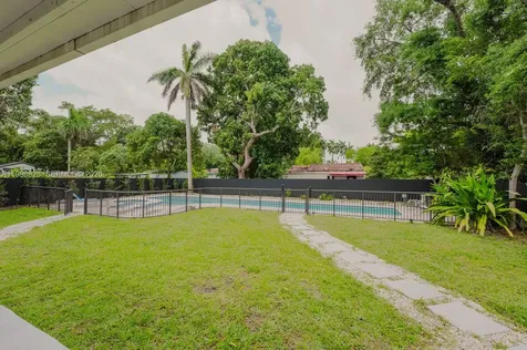 13236 NE 4th Avenue North Miami FL 33161