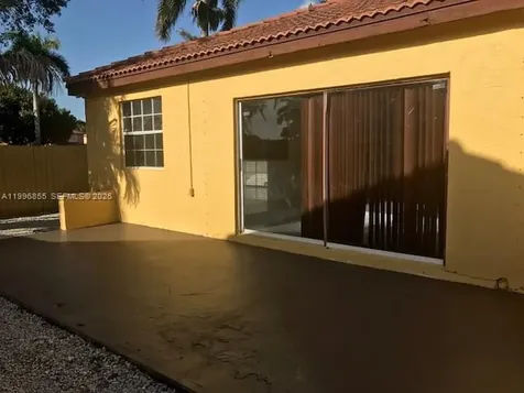 19712 NW 82nd Place Hialeah FL 33015