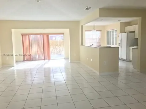 19712 NW 82nd Place Hialeah FL 33015