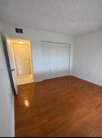 17530 NW 68th Avenue Hialeah FL 33015