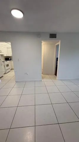 17530 NW 68th Avenue Hialeah FL 33015