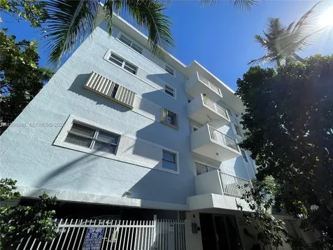 221 Meridian Avenue Miami Beach FL 33139