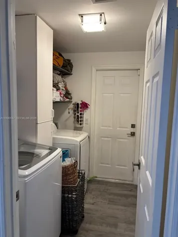 15891 SW 76th Street Miami FL 33193