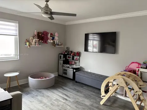 15891 SW 76th Street Miami FL 33193