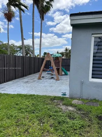 15891 SW 76th Street Miami FL 33193