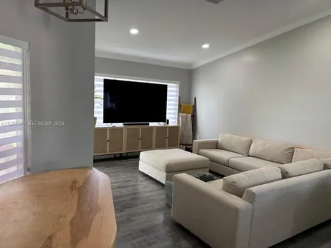 15891 SW 76th Street Miami FL 33193