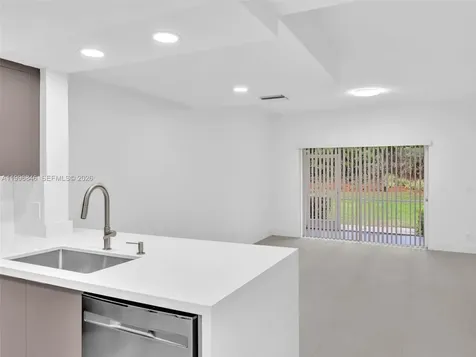 8 Key West Court Weston FL 33326