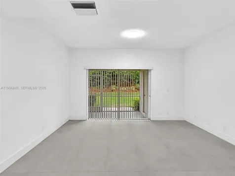8 Key West Court Weston FL 33326