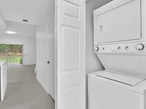8 Key West Court Weston FL 33326