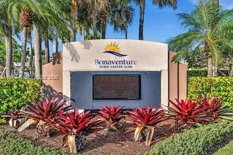 8 Key West Court Weston FL 33326