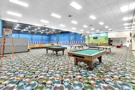 8 Key West Court Weston FL 33326
