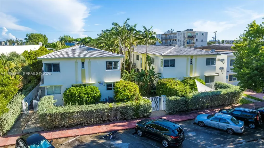 1007 Bay Drive Miami Beach FL 33141