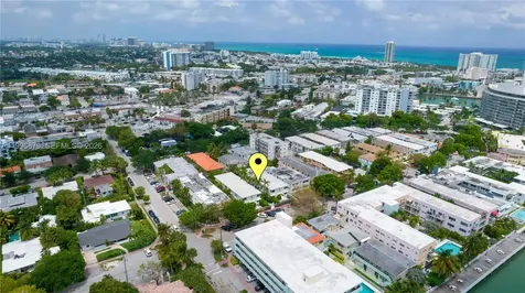 1007 Bay Drive Miami Beach FL 33141