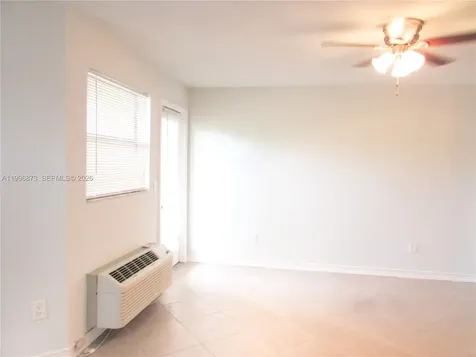 4581 W Mcnab Road Pompano Beach FL 33069