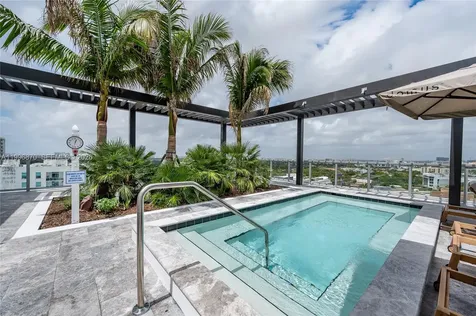 1611 SW 2nd Avenue Miami FL 33129