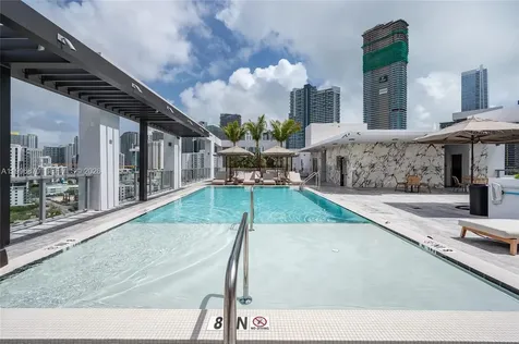 1611 SW 2nd Avenue Miami FL 33129