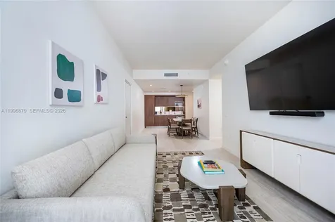 1611 SW 2nd Avenue Miami FL 33129