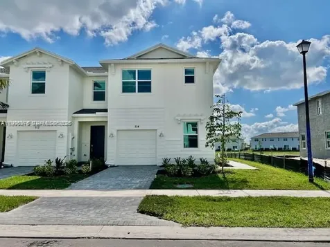 514 SE Rivergrass Port St. Lucie FL 34984