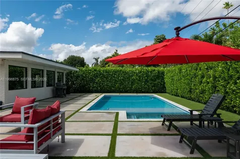 4901 SW 101st Avenue Miami FL 33165