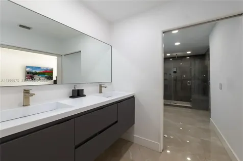 4901 SW 101st Avenue Miami FL 33165