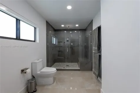 4901 SW 101st Avenue Miami FL 33165