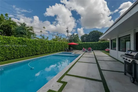 4901 SW 101st Avenue Miami FL 33165