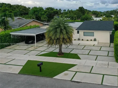 4901 SW 101st Avenue Miami FL 33165