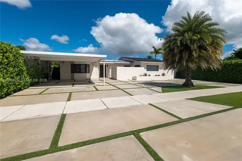 4901 SW 101st Avenue Miami FL 33165