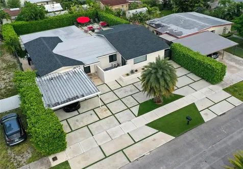 4901 SW 101st Avenue Miami FL 33165