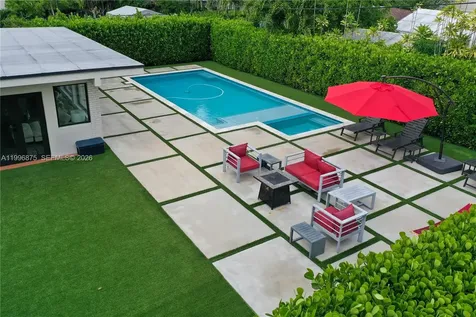 4901 SW 101st Avenue Miami FL 33165