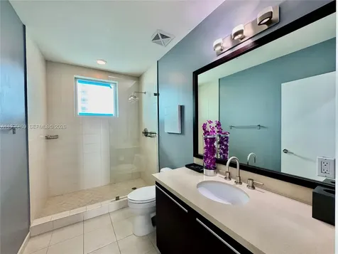 7928 East Drive North Bay Village FL 33141
