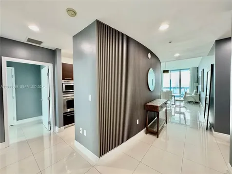 7928 East Drive North Bay Village FL 33141