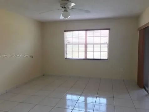 19712 NW 82nd Place Hialeah FL 33015