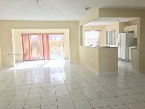 19712 NW 82nd Place Hialeah FL 33015