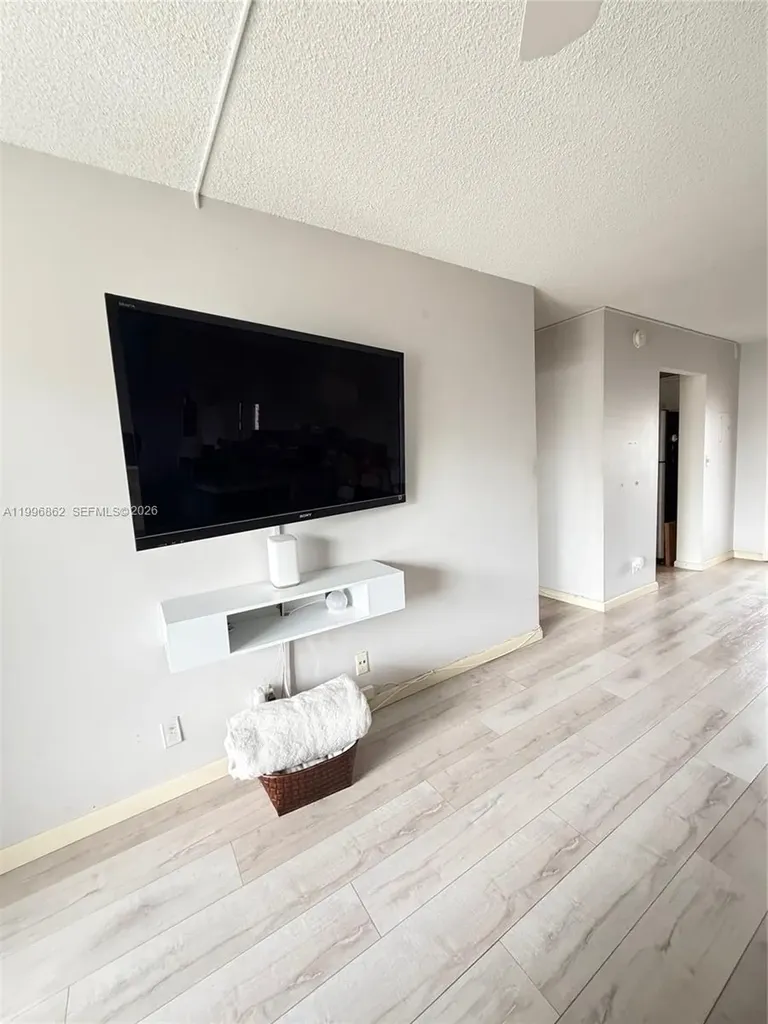 3201 NE 14th Street Causeway Pompano Beach FL 33062
