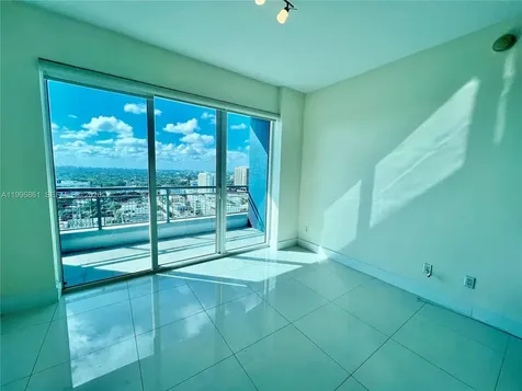 60 SW 13th Street Miami FL 33130