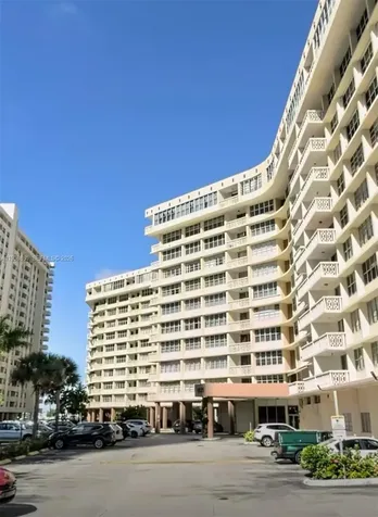 1817 S Ocean Drive Hallandale Beach FL 33009