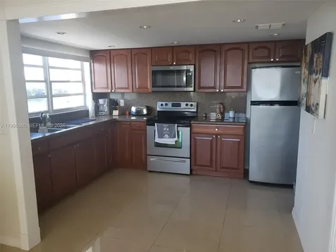 1817 S Ocean Drive Hallandale Beach FL 33009