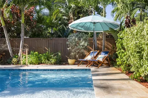 201 NE 16th Court Fort Lauderdale FL 33305