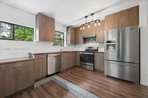 3490 William Avenue Miami FL 33133