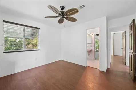 3490 William Avenue Miami FL 33133