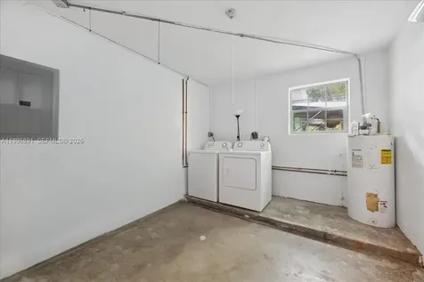3490 William Avenue Miami FL 33133