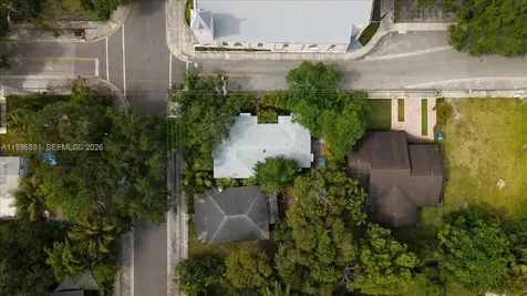 3490 William Avenue Miami FL 33133