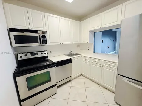 1455 N Treasure Drive North Bay Village FL 33141