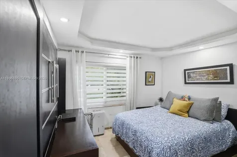 6133 SW 44th Terrace Miami FL 33155