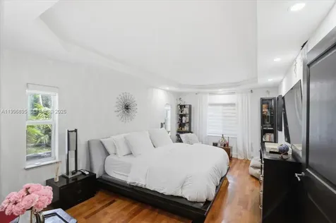6133 SW 44th Terrace Miami FL 33155