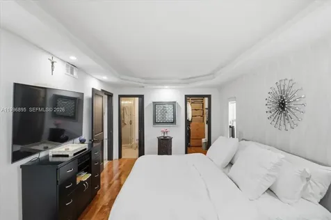 6133 SW 44th Terrace Miami FL 33155